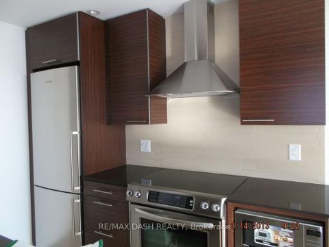 Photo 9 at 1009 - 1 Market Street, Waterfront Communities C8, Toronto