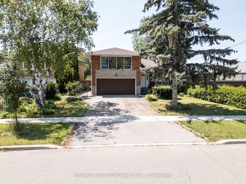 Photo 0 at 48 Dalegrove Crescent, West Deane, Toronto