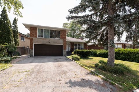 Photo 1 at 48 Dalegrove Crescent, West Deane, Toronto