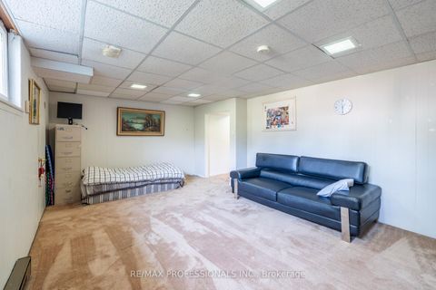Photo 38 at 48 Dalegrove Crescent, West Deane, Toronto