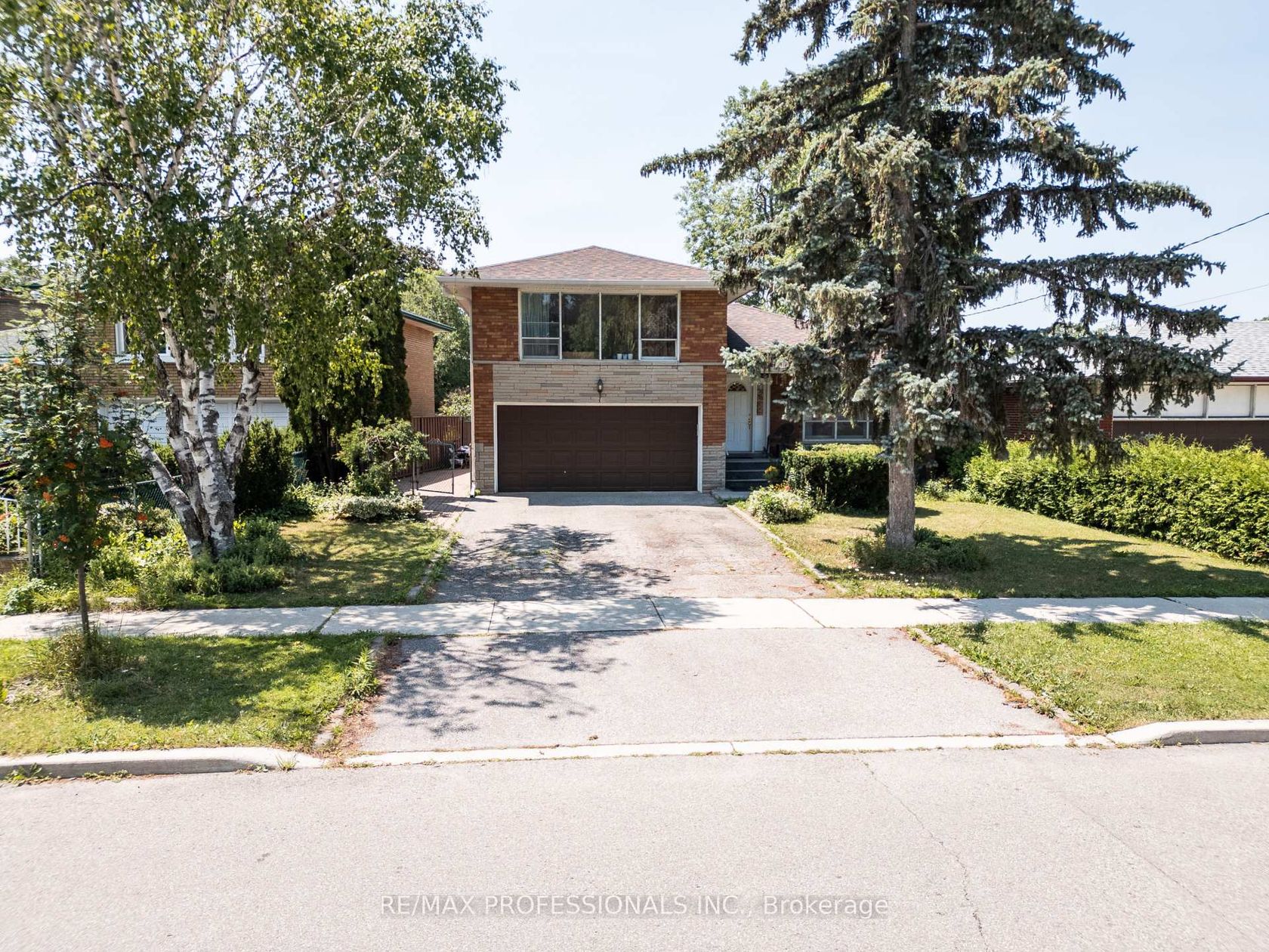 48 Dalegrove Crescent, West Deane, Toronto 
