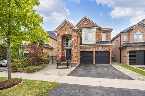 Photo 1 at 120 Golden Orchard Road, Patterson, Vaughan