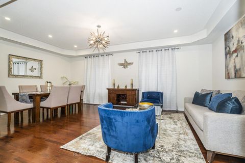 Photo 9 at 120 Golden Orchard Road, Patterson, Vaughan