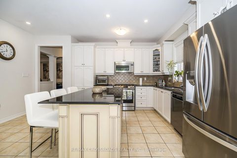 Photo 15 at 120 Golden Orchard Road, Patterson, Vaughan