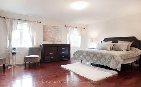 Photo 31 at 120 Golden Orchard Road, Patterson, Vaughan