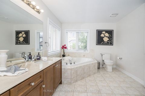 Photo 36 at 120 Golden Orchard Road, Patterson, Vaughan