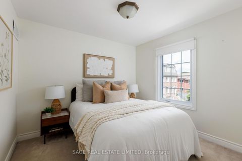 Photo 12 at 722E Kingston Road, Danforth, Toronto