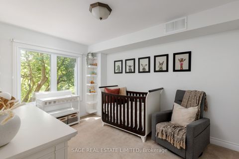 Photo 14 at 722E Kingston Road, Danforth, Toronto