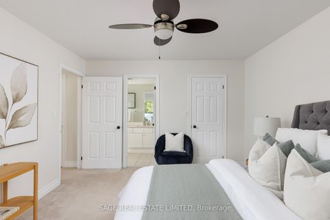 Photo 21 at 722E Kingston Road, Danforth, Toronto