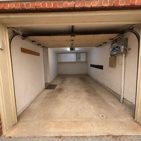Photo 32 at 722E Kingston Road, Danforth, Toronto