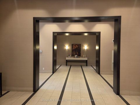 Photo 2 at 221 - 2035 Sheppard Avenue E, Henry Farm, Toronto