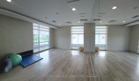 Photo 17 at 221 - 2035 Sheppard Avenue E, Henry Farm, Toronto