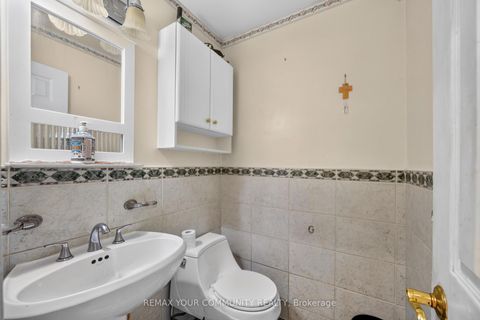 Photo 10 at 79 Westhampton Drive, Brownridge, Vaughan