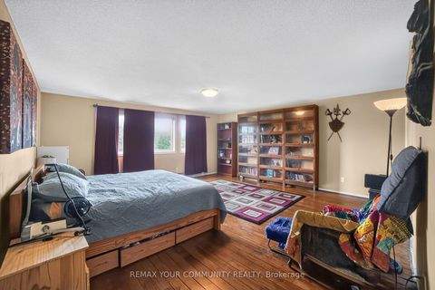 Photo 12 at 79 Westhampton Drive, Brownridge, Vaughan