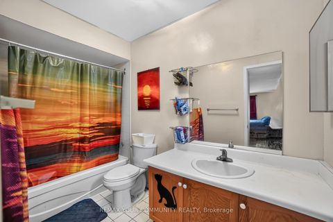 Photo 14 at 79 Westhampton Drive, Brownridge, Vaughan