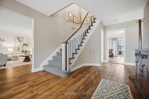 Photo 23 at 16 Cherry Post Crescent, Markland Wood, Toronto