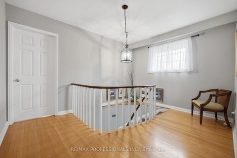 Photo 24 at 16 Cherry Post Crescent, Markland Wood, Toronto
