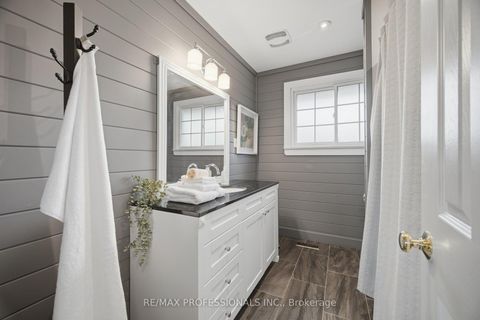 Photo 32 at 16 Cherry Post Crescent, Markland Wood, Toronto