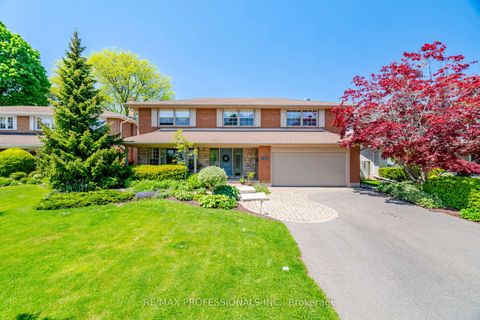 Photo 48 at 16 Cherry Post Crescent, Markland Wood, Toronto