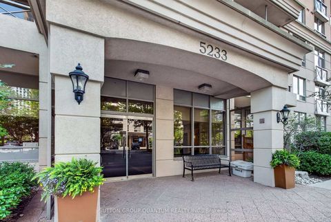 Photo 1 at 723 - 5233 Dundas Street W, City Centre West, Toronto