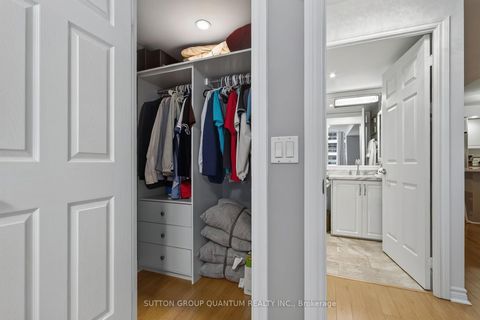 Photo 24 at 723 - 5233 Dundas Street W, City Centre West, Toronto