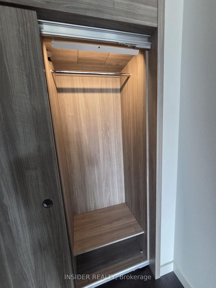 Photo 5 at 321 - 75 Billes Heights, Bayview Village, Toronto