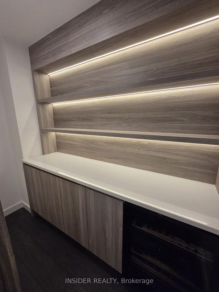 Photo 8 at 321 - 75 Billes Heights, Bayview Village, Toronto