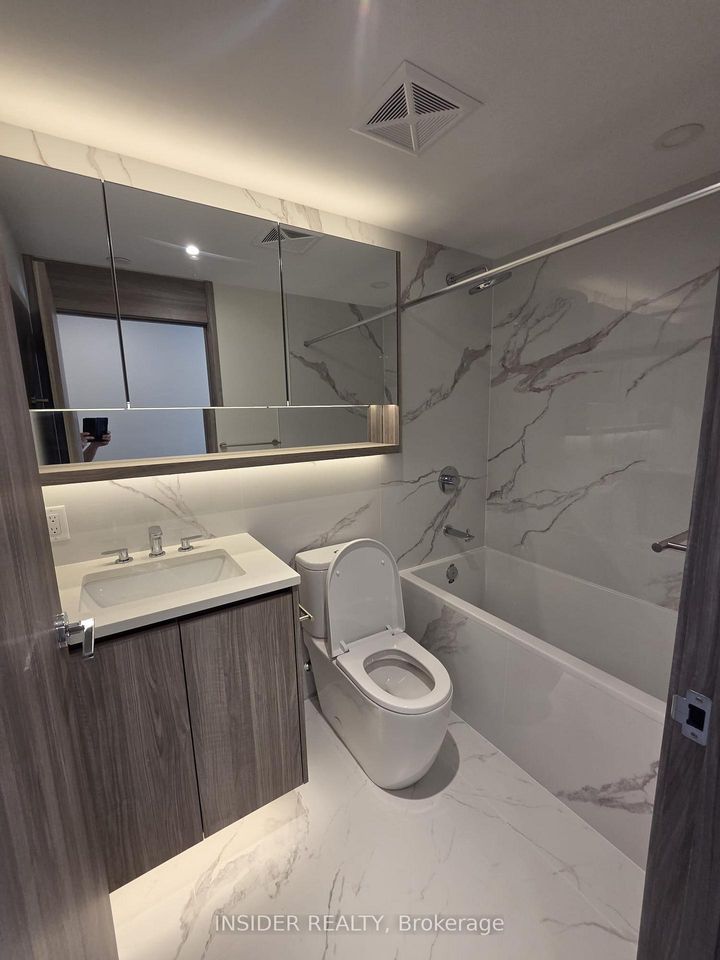 Photo 11 at 321 - 75 Billes Heights, Bayview Village, Toronto