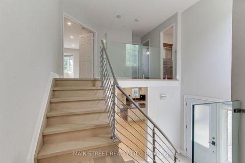 Photo 17 at 27 Murdock Avenue, Aurora Heights, Aurora