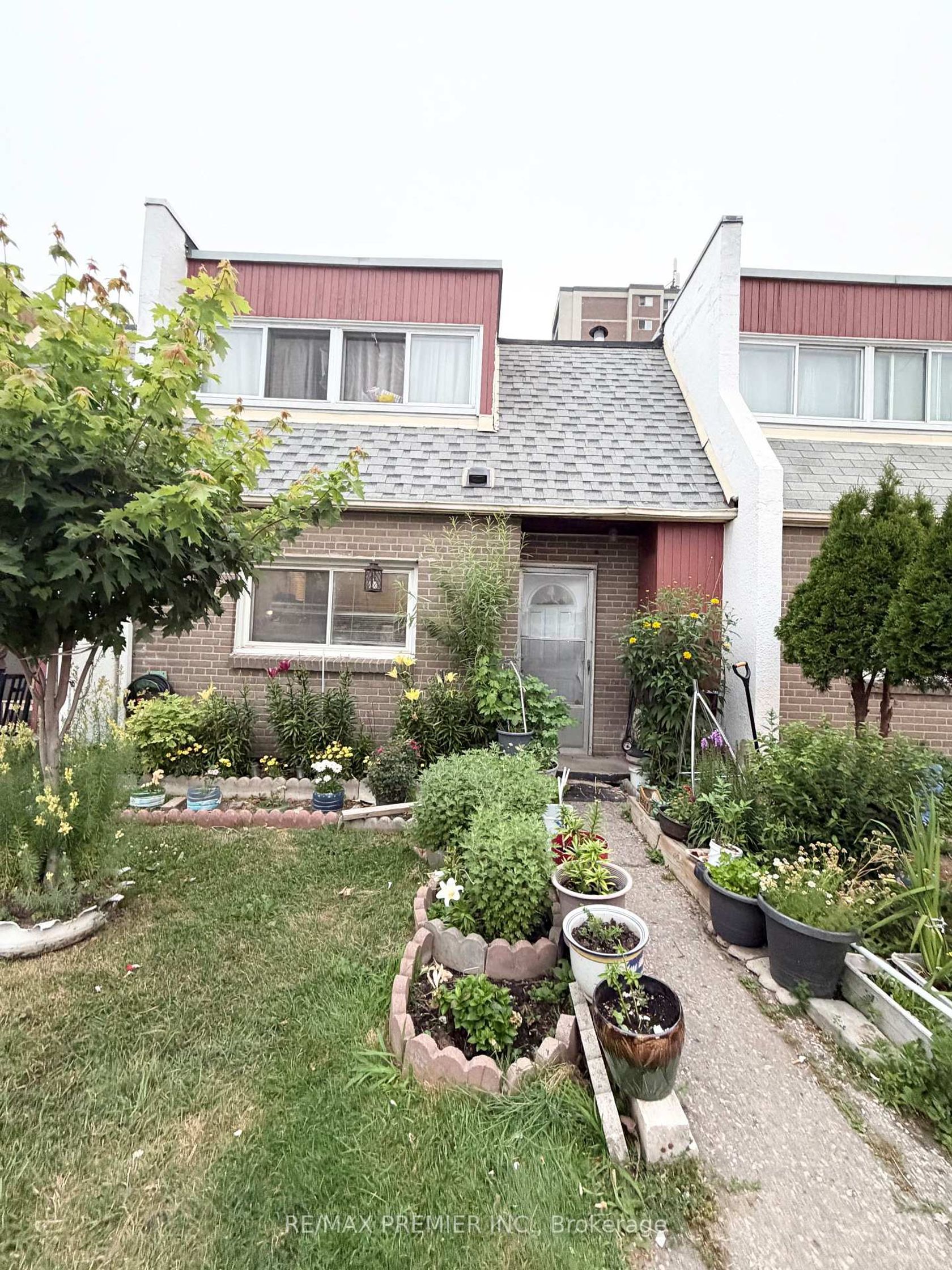 52 - 2901 Jane Street, Jane Heights, Toronto photo 5