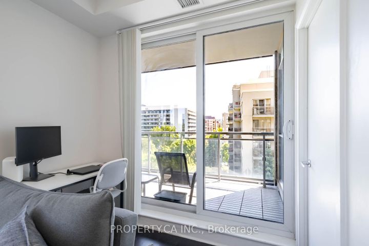 Photo 6 at 516 - 17 Kenaston Gardens, Bayview Village, Toronto