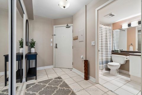 Photo 3 at 206 - 890 Sheppard Avenue, Bathurst Manor, Toronto