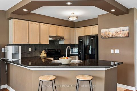 Photo 9 at 206 - 890 Sheppard Avenue, Bathurst Manor, Toronto