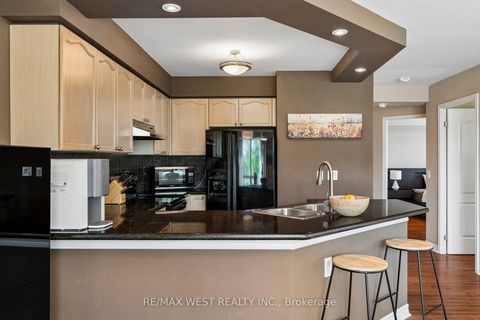Photo 10 at 206 - 890 Sheppard Avenue, Bathurst Manor, Toronto