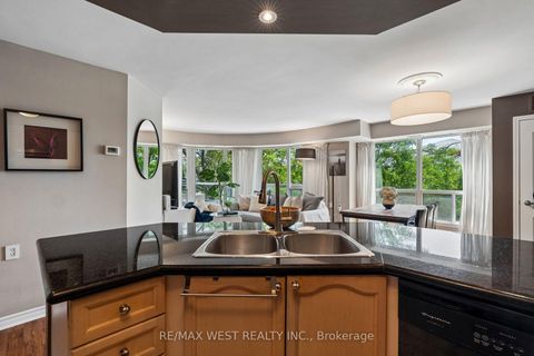 Photo 11 at 206 - 890 Sheppard Avenue, Bathurst Manor, Toronto