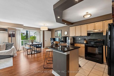 Photo 12 at 206 - 890 Sheppard Avenue, Bathurst Manor, Toronto