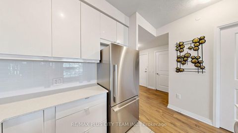 Photo 7 at 423 - 50 Thomas Riley Road, City Centre West, Toronto