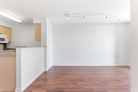 Photo 6 at PH07 - 20 Olive Avenue, Willowdale East, Toronto