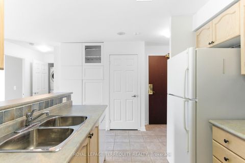 Photo 8 at PH07 - 20 Olive Avenue, Willowdale East, Toronto
