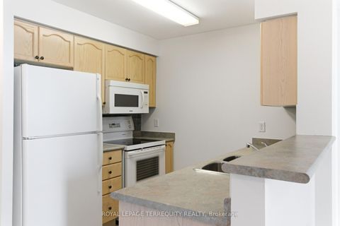 Photo 9 at PH07 - 20 Olive Avenue, Willowdale East, Toronto