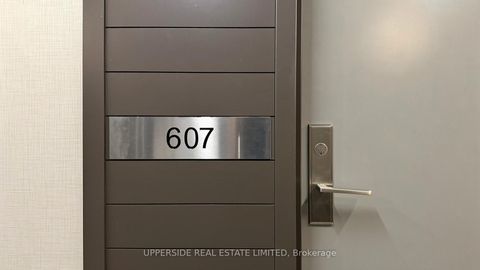 Photo 15 at 607 - 126 Simcoe Street, Waterfront Communities C1, Toronto