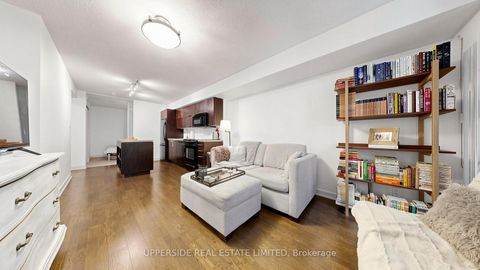 Photo 21 at 607 - 126 Simcoe Street, Waterfront Communities C1, Toronto