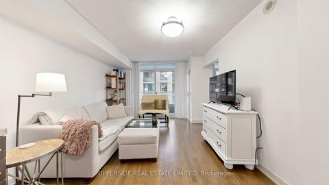 Photo 25 at 607 - 126 Simcoe Street, Waterfront Communities C1, Toronto