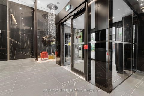 Photo 2 at 2113 - 11 Yorkville Avenue, Annex, Toronto