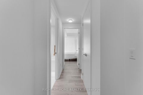 Photo 8 at 2113 - 11 Yorkville Avenue, Annex, Toronto