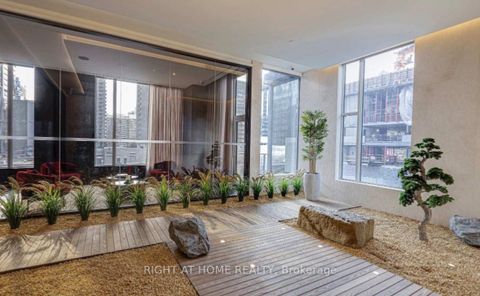 Photo 34 at 2113 - 11 Yorkville Avenue, Annex, Toronto