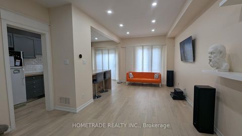 Photo 7 at 231 Denise Circle, Summerhill Estates, Newmarket