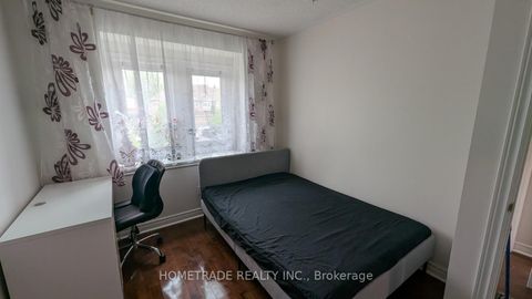 Photo 15 at 231 Denise Circle, Summerhill Estates, Newmarket