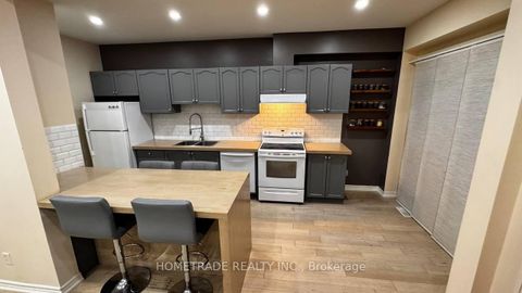 Photo 20 at 231 Denise Circle, Summerhill Estates, Newmarket