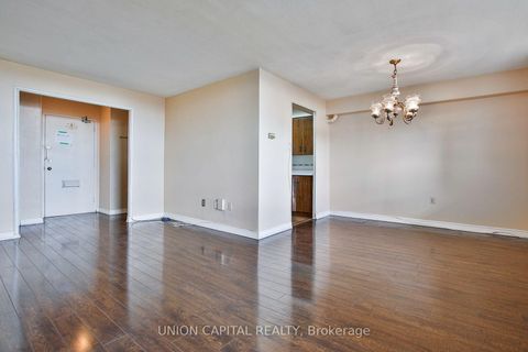 Photo 2 at 711 - 5 Frith Road, Jane Heights, Toronto